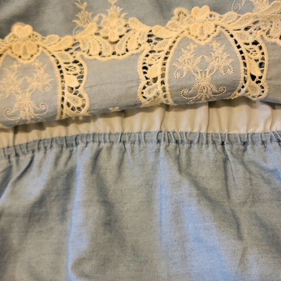 Maison Jules Popover Chambray  Dress - Picture 6 of 6